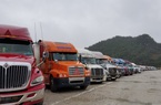 Dịch covid- 19: Hơn 1.000 xe hàng vẫn "nằm chờ" tại cửa khẩu biên giới 