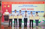 Dân Việt Đông Bắc được khen thưởng vì hỗ trợ tiêu thụ nông sản bị ảnh hưởng bởi Covid-19