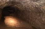 Di dời cột điện, người đàn ông phát hiện đường hầm bí ẩn từ thời trung cổ gây chấn động 