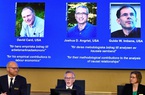 3 nhà kinh tế học đoạt giải Nobel Kinh tế 2021