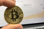 Giá Bitcoin hôm nay 1/11: Đóng cửa nến tháng trên 63.000 USD lần đầu tiên