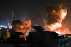 Israel sử dụng máy bay phản lực không kích Gaza khi người dân Palestine xuống đường biểu tình