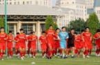 Danh sách ĐT Việt Nam thi đấu Vòng loại World Cup tại UAE: Hai Long bất ngờ có mặt
