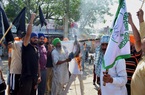Nông dân Ấn Độ tiếp tục biểu tình phản đối luật nông nghiệp giữa dịch Covid-19