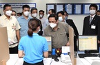 Hình ảnh Thủ tướng Phạm Minh Chính kiểm tra công tác chống dịch Covid-19 tại TP.HCM