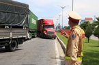 Dịch Covid-19 diễn biến phức tạp, Bộ trưởng Nguyễn Văn Thể chỉ đạo "nóng"