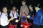Nhớ trung thu xưa ở miền Tây, lấy lon nước, cây tre làm lồng đèn
