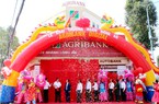 Ngân hàng đầu tiên tại ĐBSCL thực hiện sinh trắc học vân tay, khuôn mặt để thực hiện rút, gửi tiền