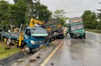 Quảng Trị: Tai nạn liên hoàn, ô tô tải biển ngũ quý 1 hư hỏng nặng