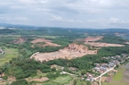 Quảng Ngãi: Những thắc mắc về mỏ đất cấp không qua đấu thầu của Công ty 706 