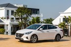 Chạy đua doanh số cuối năm, Toyota Vios và Hyundai Accent tung chiêu giảm giá
