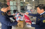 Lợi dụng World Cup, kinh doanh gần 30.000 bộ thể thao giả mạo trên thương mại điện tử