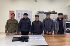 Sơn La: Tóm 5 đối tượng đánh bạc trong đêm
