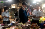 TP.HCM: Đoàn kiểm tra "ra quân" lúc rạng sáng, siết chặt nguồn gốc thực phẩm ở chợ đầu mối