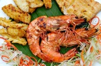 Biển Phan Thiết-Bình Thuận quanh năm 4 mùa đầy đặc sản tôm biển, có loài tôm tên nghe rất lạ