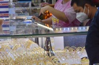 Giá vàng hôm nay 4-3: Đột ngột đảo chiều khi lạm phát nóng lên