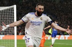 Lập hat-trick vào lưới Chelsea, Benzema tạo ra hàng loạt kỷ lục
