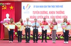 Trở về từ SEA Games 31, tiền đạo U23 Hồ Thanh Minh và nhiều VĐV của Huế được thưởng "khủng"
