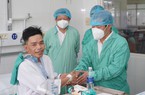 Chủ tịch tỉnh Thừa Thiên Huế khen thưởng ê kíp thực hiện ca ghép tim xác lập 2 kỷ lục mới tại Việt Nam