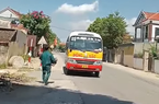Vụ người đàn ông khuyết tật khổ sở đón xe buýt: Sở GTVT tỉnh Nghệ An ra văn bản chấn chỉnh