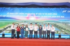 Quảng Ninh: Trao Giấy chứng nhận đầu tư tổ hợp dự án nhà máy sản xuất công nghiệp hơn 2.700 tỷ