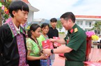 Viettel trao hơn 40 tỷ đồng học bổng Vì em hiếu học