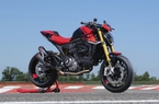 Ducati Monster SP 2023 ra mắt, giá bán từ 378 triệu đồng