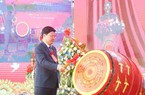 Bí thư Tỉnh ủy Bắc Ninh Nguyễn Anh Tuấn đánh trống khai giảng năm học mới tại Trường THPT Gia Bình số 1