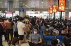 Đi máy bay Tết: Người dân lưu ý cách quét mã QR-Code tra cứu thông tin chuyến bay tại Tân Sơn Nhất