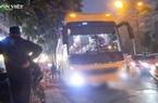 Xe hợp đồng hoạt động như xe khách tuyến cố định "lộng hành" khắp phố phường Thủ đô ngày giáp Tết