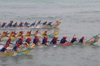 Hội đua thuyền trăm năm tuổi ở quê hương Hải đội Hoàng Sa