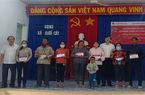 Agribank chi nhánh huyện Cam Lâm hỗ trợ các gia đình có hoàn cảnh khó khăn