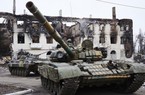 Moscow chấm dứt lệnh ngừng bắn, Ukraine tấn công 26 khu tập trung quân Nga
