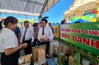 Chủ tịch Quảng Nam tặng bằng khen kèm 5 triệu đồng cho 5 cá nhân đạt giải về khởi nghiệp