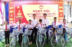 Agribank Chi nhánh tỉnh Khánh Hòa: Tài trợ 20 xe đạp cho học sinh có cảnh khó khăn