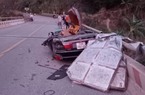 Xe tải tông xe con trên đường Hồ Chí Minh, hai bố con tử vong