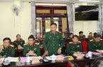 Bàn giao chức vụ Chỉ huy trưởng Bộ Chỉ huy quân sự tỉnh Thừa Thiên Huế