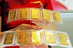 Giá vàng hôm nay 25/2: Vàng giảm mạnh, neo quanh mức 1.810 USD/ounce