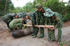 Cà Mau: Phát hiện quả bom nặng 250kg khi nạo vét vuông tôm