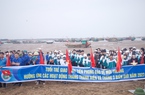 Nam Định: Hơn 400 cán bộ, sinh viên hưởng ứng chiến dịch “Chung tay làm sạch biển Giao Hải’’