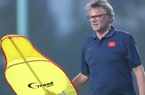 ĐT Việt Nam bỏ kỳ FIFA Days: HLV Philippe Troussier có vừa lo vừa tiếc?
