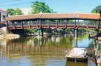 Nông thôn mới Ninh Bình, ở Kim Sơn, dân mang chổi, cuốc xẻng ra đường dọn rác, cả làng đều sạch