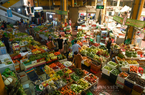 Hai khu chợ nổi tiếng ở Hà Nội vắng bóng người mua, nhiều ki-ốt đóng cửa