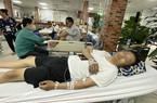 Chữa cháy rừng, 1 người đàn ông bị ong tấn công phải nhập viện