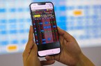 Nhà đầu tư chứng khoán thận trọng, VN-Index giảm hơn 8 điểm