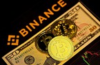 Bitcoin tăng mạnh lên 28.000 đô la, các nhà đầu tư vẫn lo rủi ro