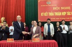 Hội Nông dân Hà Nội ký kết hợp tác hỗ trợ nông dân ứng dụng công nghệ số, phát triển thương mại điện tử