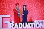 Thủ khoa Ngoại thương tốt nghiệp sớm với điểm GPA gần tuyệt đối, là "tay săn học bổng" cừ khôi