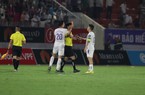 Văn Quyết "đi đường quyền" với trọng tài: Xuất hiện tình tiết mới