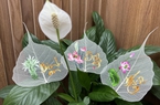 Cô gái 8x biến lá cây thành tác phẩm nghệ thuật đẹp mắt, hút người xem